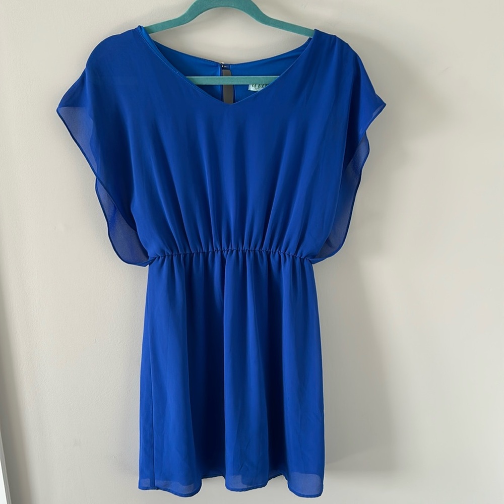 Dina be royal blue dress size small